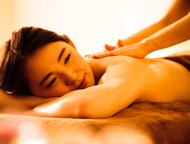 アロマオイルマッサージ 